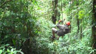 preview picture of video 'Canopy tour (flying over the rain forest 100 feet high)'