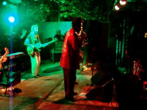 Ponto de Equilíbrio e Don Carlos   Stay Alive 