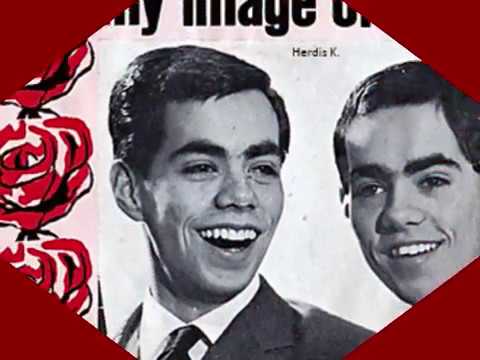 The Padre Twins  -  Roses Are Red  -1962