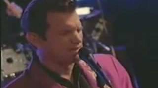 Chris Isaak &amp; Stevie Nicks Solitary Man Live 2001