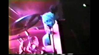 Smashing Pumpkins - 16. encore break - Bullet Train to Osaka (tease) (1992-06-11)