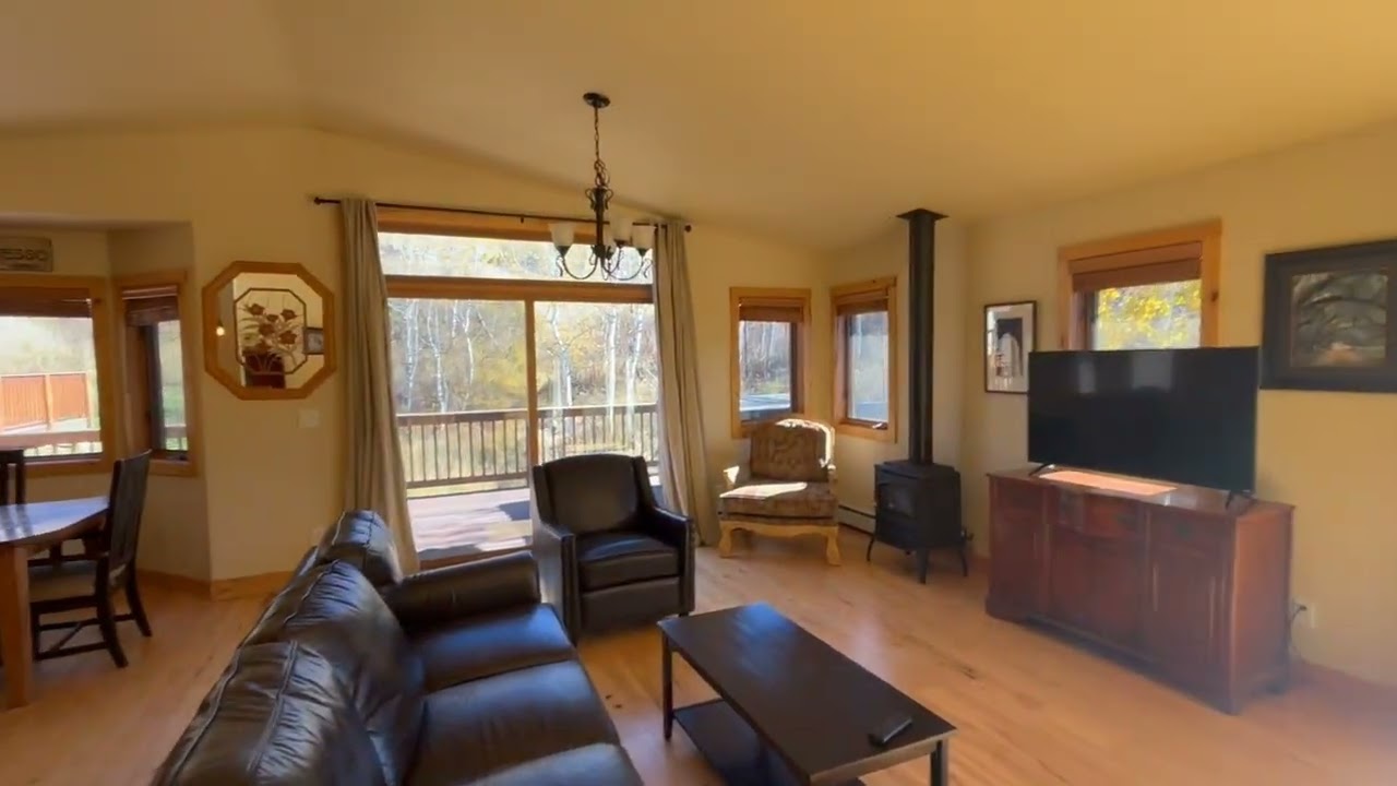 Video Tour Thumbnail