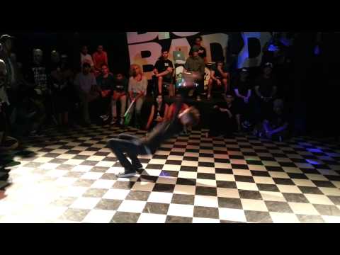 1v1 FINAL - Ray Gunz vs. Zeku - Road 2 BC ONE