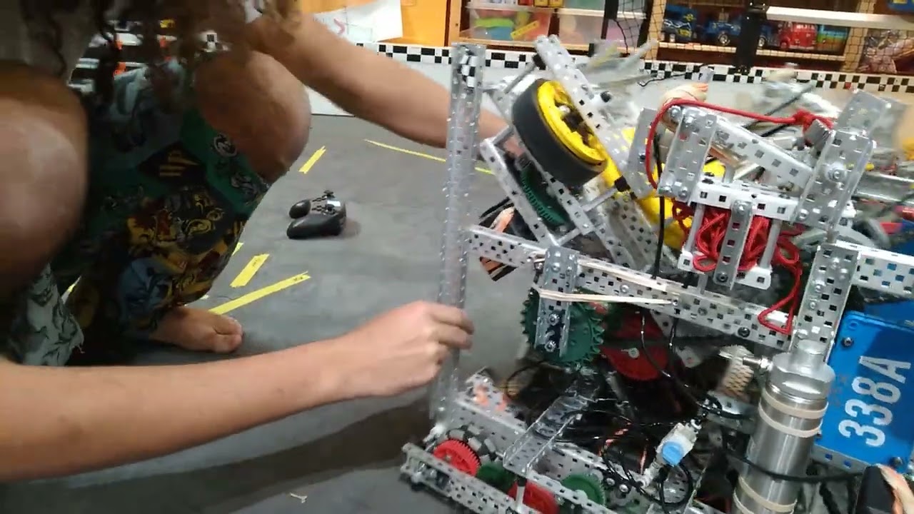 Vex Ricochet Build How to build the indexer without using pneumatics - VRC > Spin Up (22/ ...