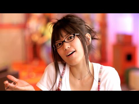 Video thumbnail for リトルガール (Little Girl)