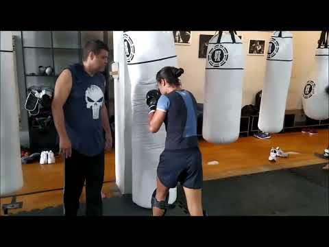 Treinando na Fighting Nerds e participando do Camping de Bruna Brasil