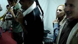 caramelo y trovadores de cuyo