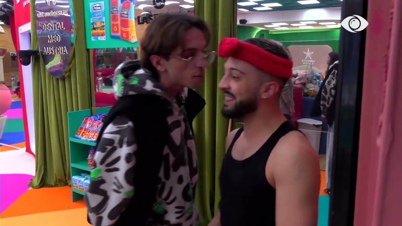 Pse po më vjen kaq afër/ Vserlo debaton me Gjestin: Mos më prek o idiot