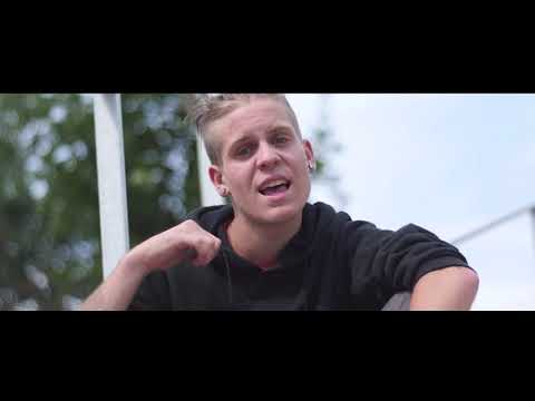 CashBack x P4TTY - V tunelu světlo (Official video)