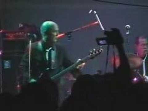 The Monks - Shut Up (Live at Cavestomp! '99)