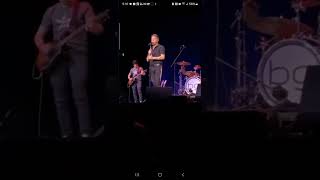 band introduced  and billy singing everything and more. United theater 2/16/24