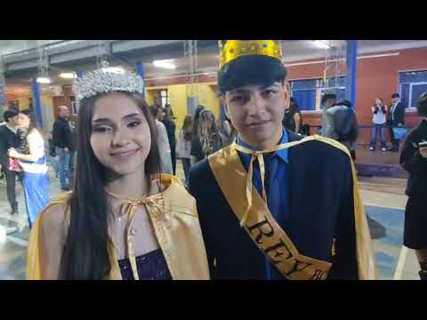 Reyes de los estudiantes del BOP 82 de Candelaria:Paula Cabrera y Nicolás Benítez.