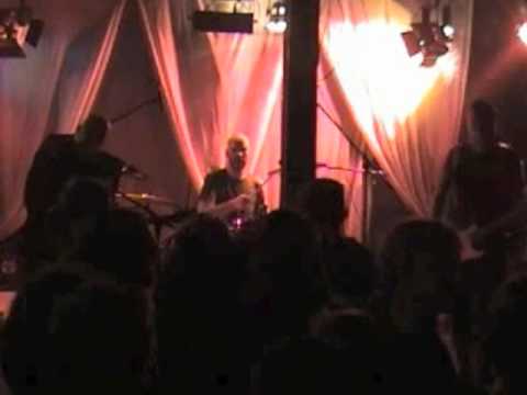 MOUNTAIN BLACK YETIS  smoove shit (live 2006)