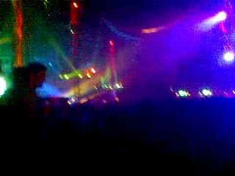 Eric Prydz plays Europa vs. Everything But The Girl  Missing @ Sziget 2009 - Budapest