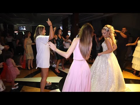 Dasma Shqiptare - Vallja me shoqerin - Liberta & Artur