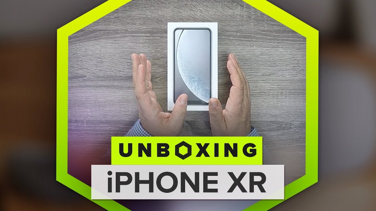 Unboxing the iPhone XR
