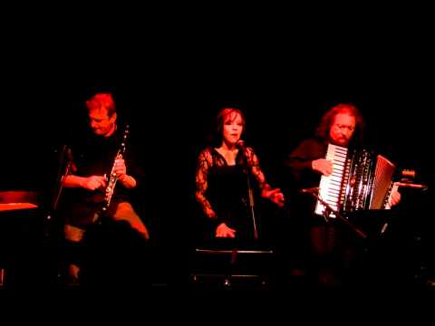 MARIA BILL - Edith Piaf  Ostklub 25.11.2011.MOV