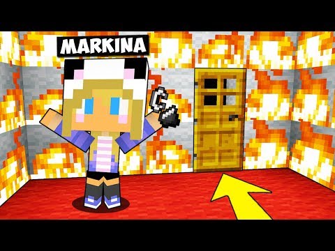 My daughter burned down her house! - Minecraft ITA