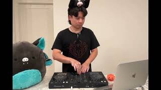 Download lagu Squishmallow DJ Set 02 (Throwback Pop X Modern EDM) mp3 Download lagu Squishmallow DJ Set 02 (Throwback Pop X Modern EDM) mp3