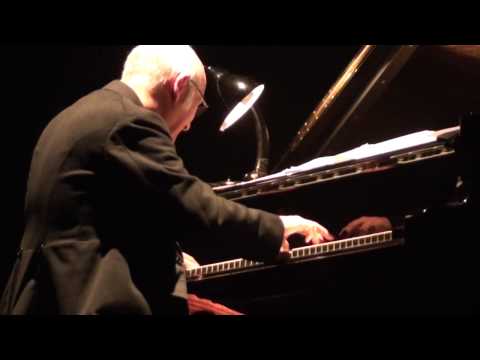 Ludovico Einaudi & Ensemble - Nightbook (live @ Tempodrom Berlin 2013)