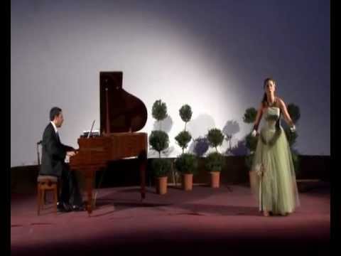Rusalka's lied Soprano Maria Luisa Aleccia