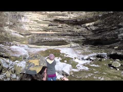 Hike to Hemmed in Hollow, Buffalo National River