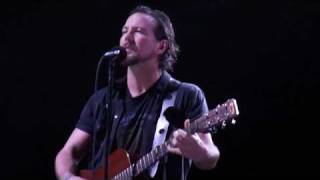 Just Breathe - Pearl Jam (Rio de Janeiro 06.11.11) HD