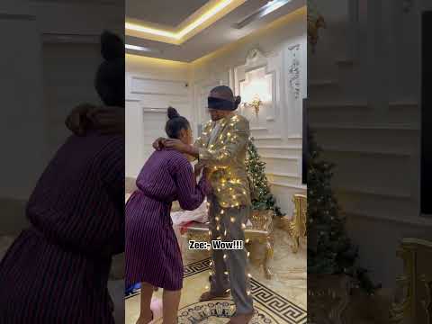 What should this year Xmas gift be please!? I’m reading the comments. Let’s be creative people😂