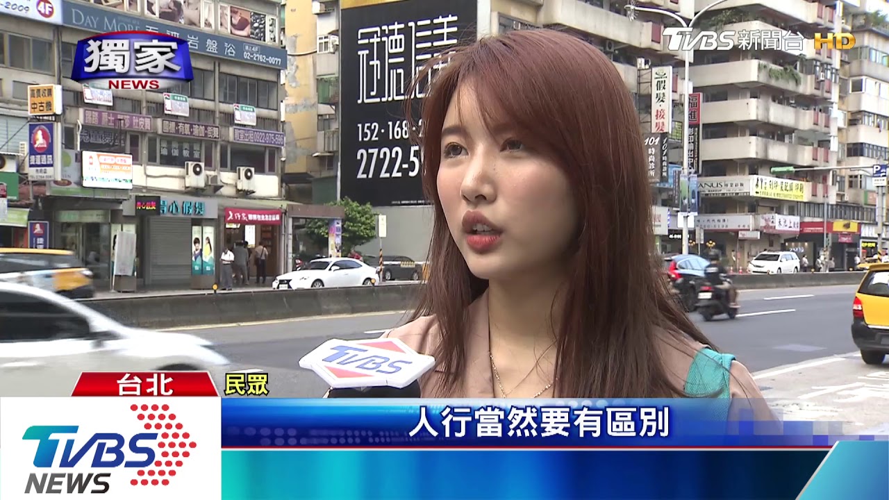 百貨周年慶「違停」 貨車霸佔巷弄人行道