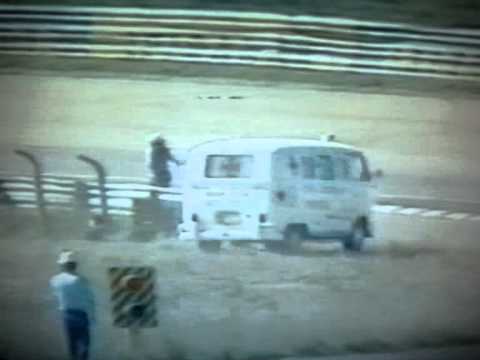 Capotagem Janjao Freire -  Brasileiro Fiat 147 - 1980 Taruma