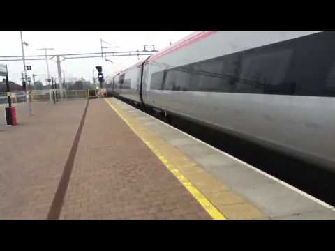 Speeding pendolino at Liverpool south parkway