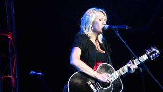 Beccy Cole - Poster Girl