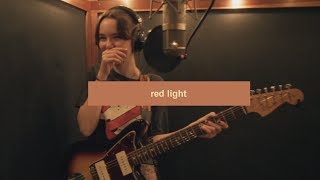 The Regrettes - Red Light (lyrics)