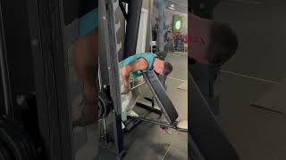 REMO EN MULTIPOWER ESPALDA ALTA