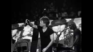 Bon Jovi: Love's The Only Rule (live from Philly 2010)