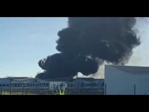 Fábrica em Saltinho é atingida por incêndio; Bombeiros de Piracicaba estão no local