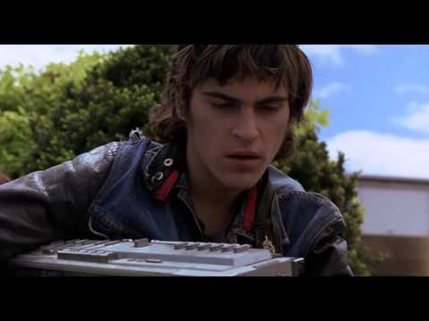 Joaquin Phoenix and Casey Affleck first see Nicole Kidman in To die for (1995) (HD)