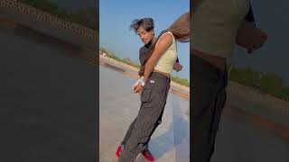 Download lagu Ab Batao Kon Zayda Pyar Karta Hai ?😂🔥🔥#viral #youtubeshorts #ariff262 #shorts mp3