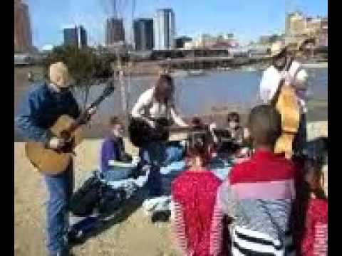 Motel Ice Machine Band Busking at Railroad Park in Birmingham, AL