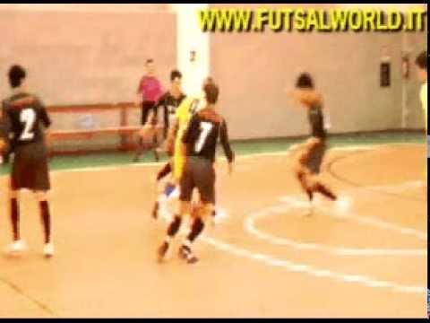 19/2/11 Bergamo Calcetto - Valmalenco C5 , highlights , Juniores - futsal / calcio a 5