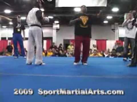 Ross Levine vs. Leo Valdivia - New England Open 2009 - Super Fights