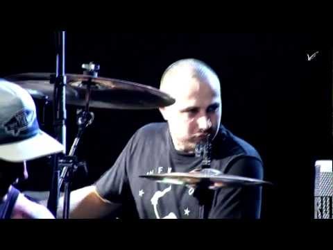 Ляпис Трубецкой - Огоньки (17 Arena Moscow 30.09.11)