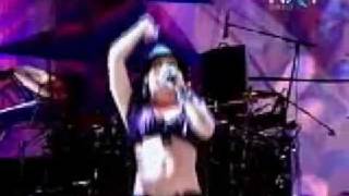 Pink - Numb (Live Golden Stag Festival 23.07.2004)
