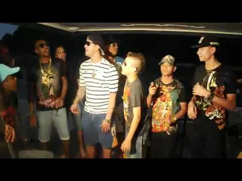 NEGO BLUE,MC VH, SAMUKA, BIO G3, MC GUI, JAMES BLUE - CANTANDO NO IATE.mp4