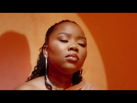 Nontokozo Mkhize - Esandleni (Acoustic Video)