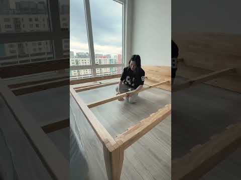 Replying to @Maria 🎀 it’s a Japanese joinery bed frame from @Silk & Snow !! #shorts