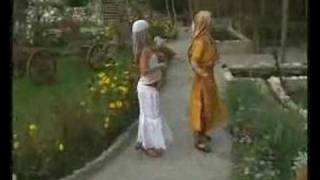 Fjoralba Rama & Pranvera Sadiku - Luajm Pa Kufi