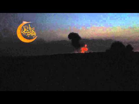 رصد لحظة تدمير دبابة لقوات النظام في جبهة الشيح في ريف حماة بعد استهدافها من قبل غرفة عمليات بدر الشام