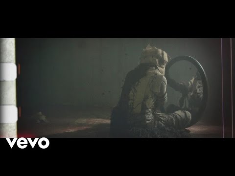 9ELECTRIC - The Damaged Ones (official video)