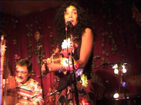 Elvita Delgado de Venezuela canta La mala reputación (Georges Brassens) Adap: Paco Ibañes